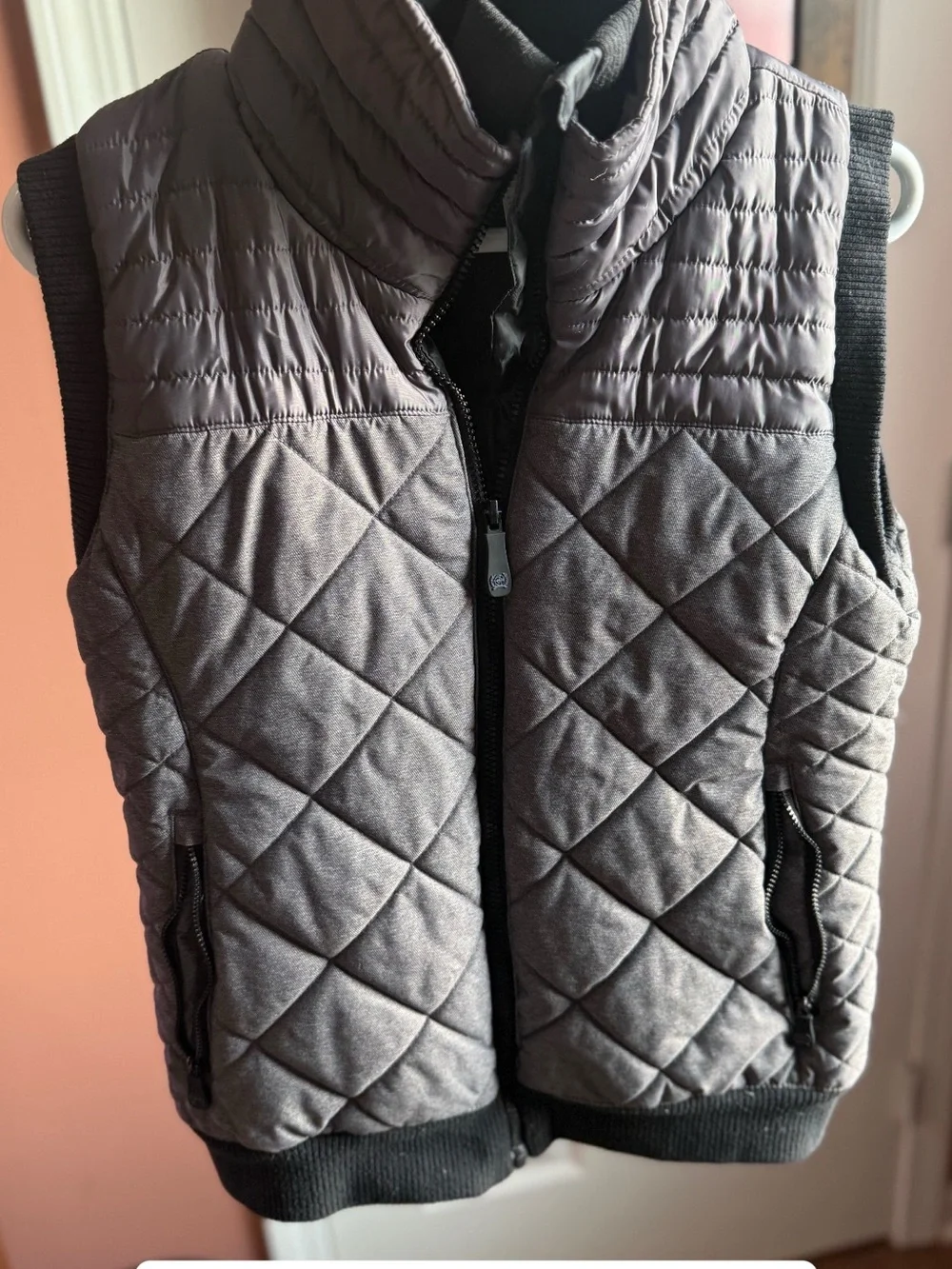Cinch Women's Gray Quilted Puffer Vest